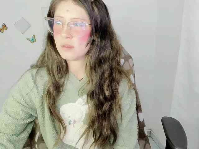 ZooeyBelair webcam