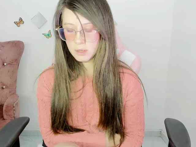 ZooeyBelair webcam