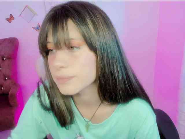 ZooeyBelair webcam