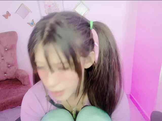 ZooeyBelair webcam