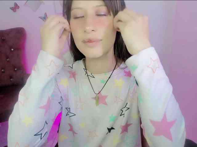 ZooeyBelair webcam