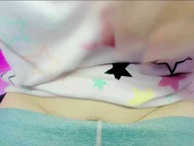 ZooeyBelair webcam