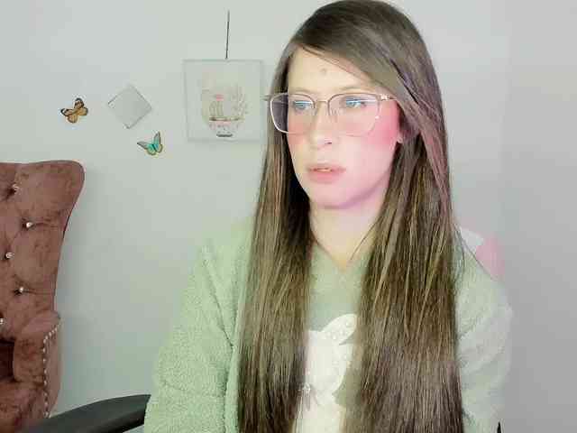 ZooeyBelair webcam
