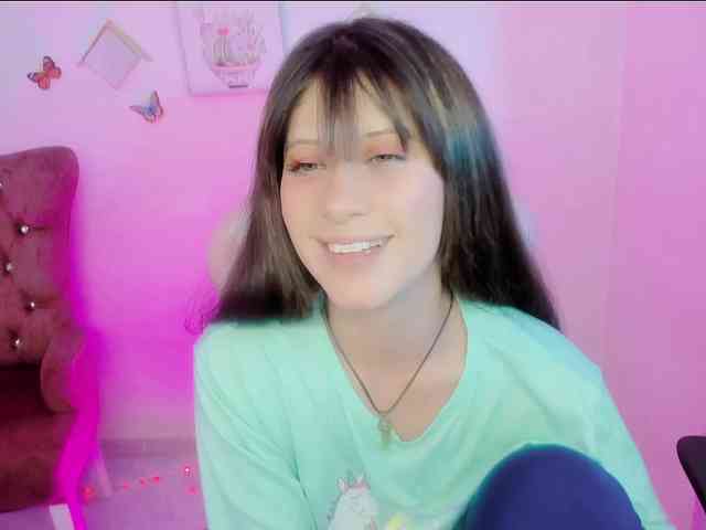 ZooeyBelair webcam