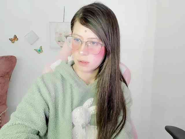 ZooeyBelair webcam