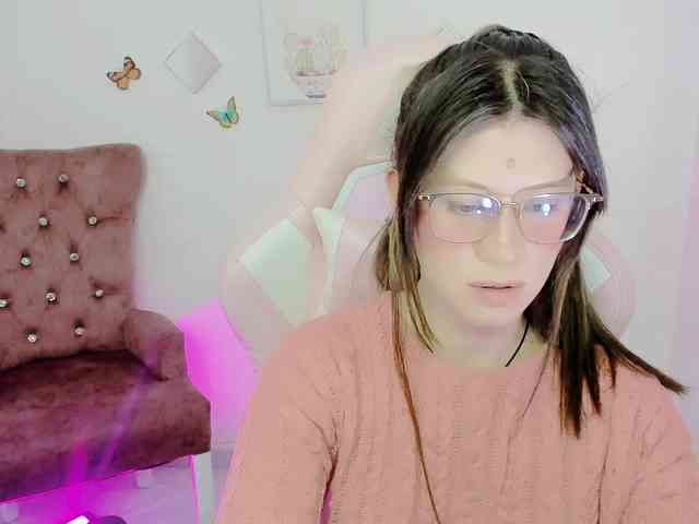 ZooeyBelair webcam