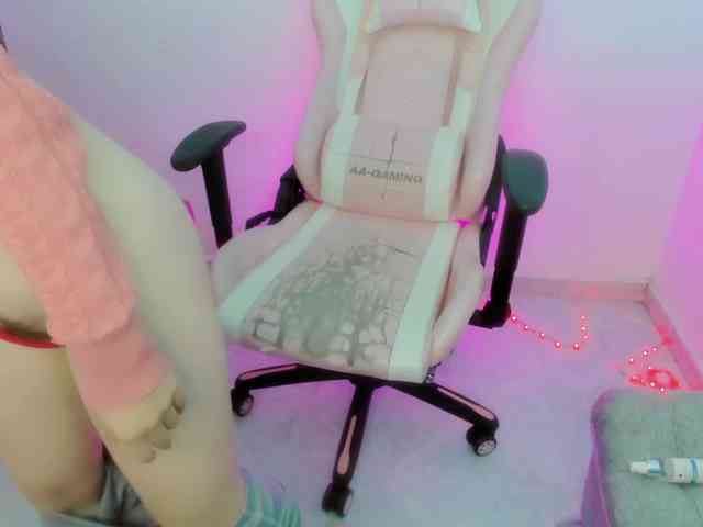 ZooeyBelair webcam