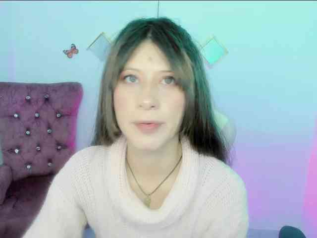 ZooeyBelair webcam