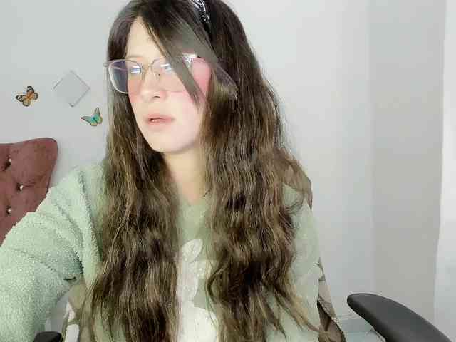 ZooeyBelair webcam