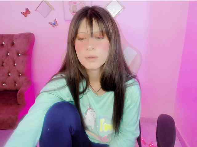 ZooeyBelair webcam
