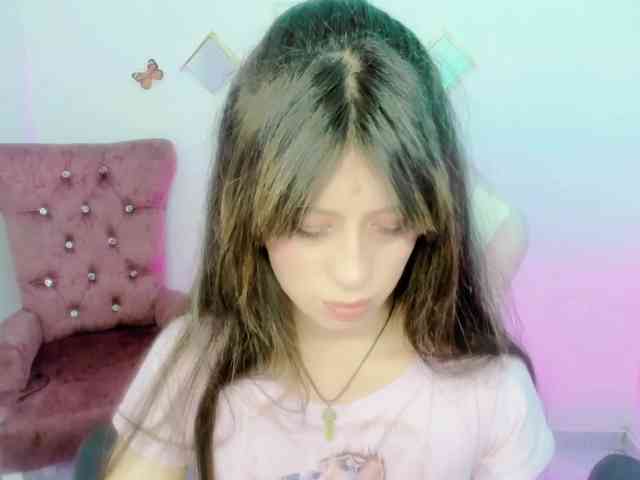 ZooeyBelair webcam