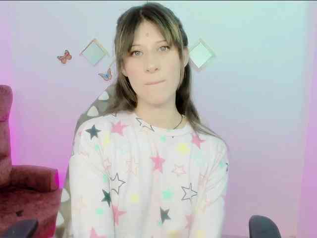 ZooeyBelair webcam