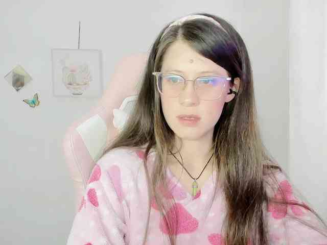 ZooeyBelair webcam