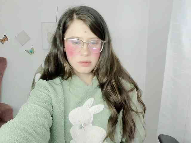 ZooeyBelair webcam