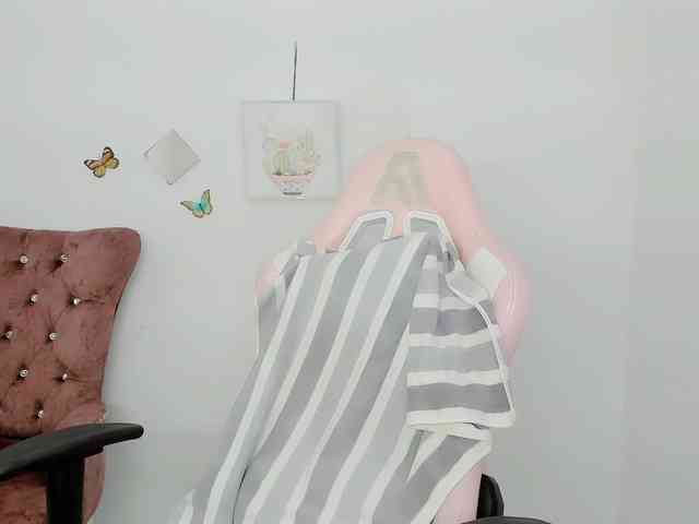 ZooeyBelair ZooeyBelair