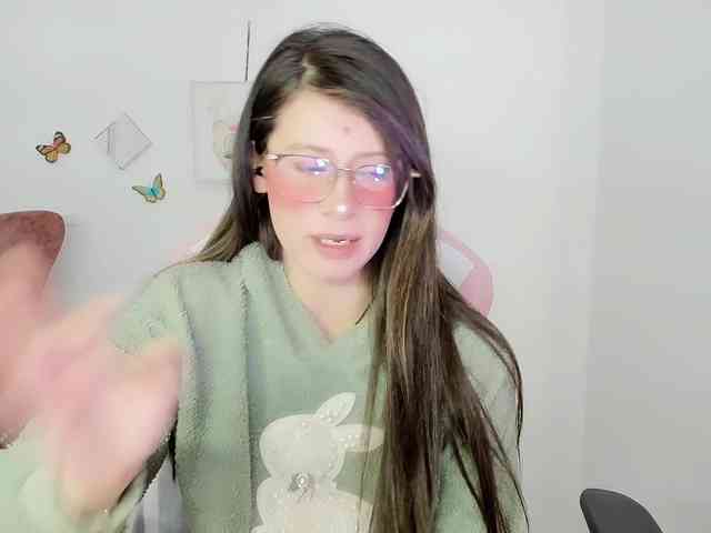 ZooeyBelair webcam