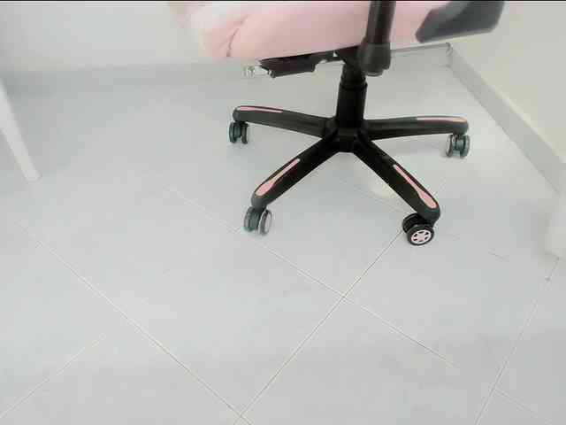 ZooeyBelair webcam