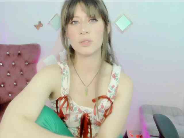 ZooeyBelair webcam