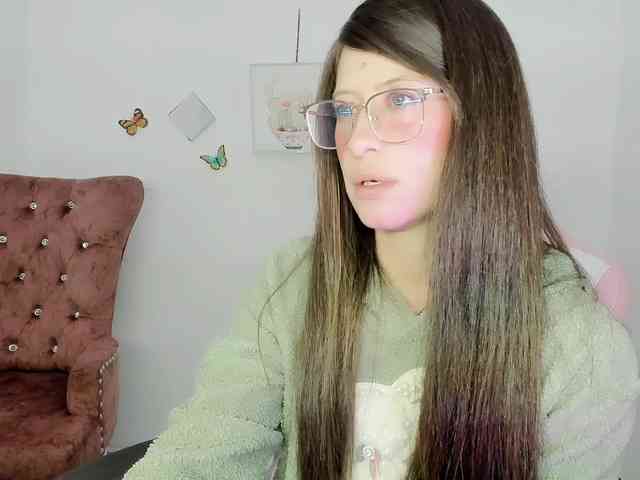 ZooeyBelair webcam