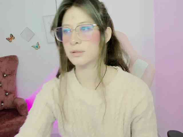 ZooeyBelair webcam