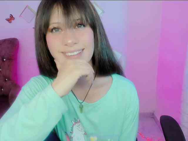ZooeyBelair webcam