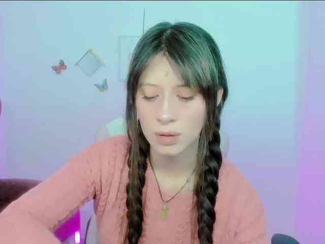 ZooeyBelair webcam