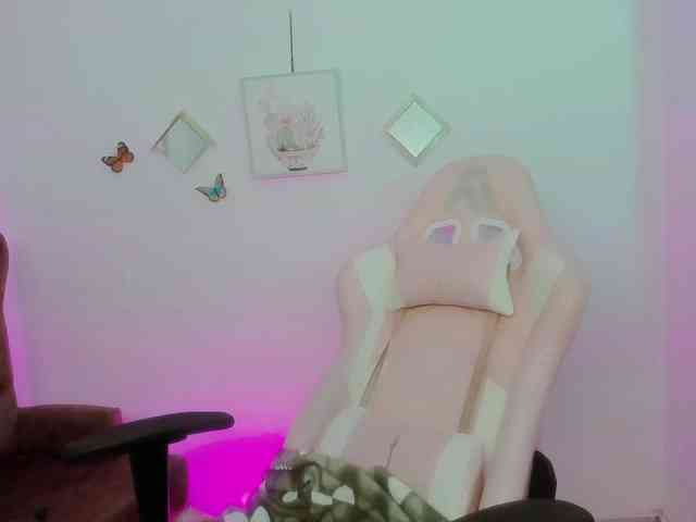 ZooeyBelair webcam