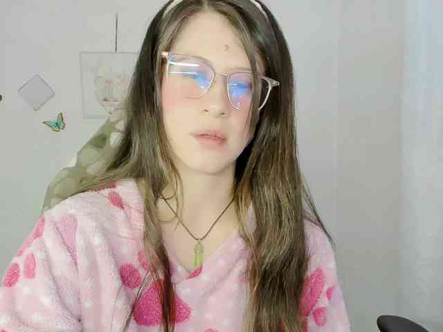 ZooeyBelair webcam