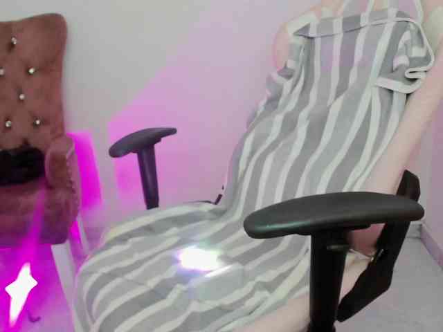 ZooeyBelair ZooeyBelair