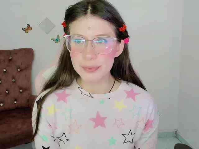 ZooeyBelair webcam