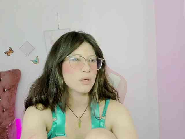 ZooeyBelair webcam