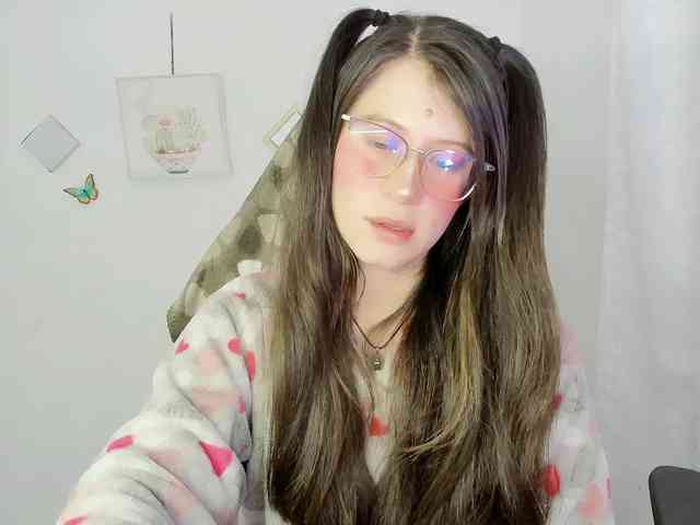 ZooeyBelair webcam