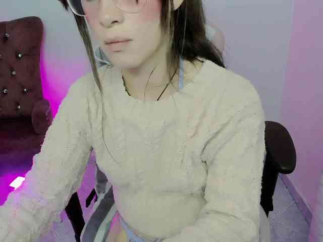 ZooeyBelair webcam