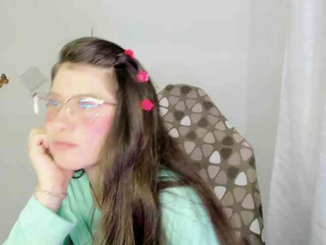 ZooeyBelair webcam
