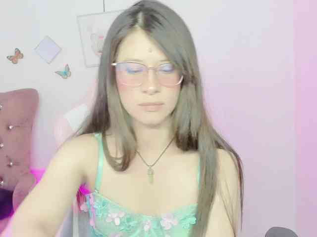 ZooeyBelair webcam