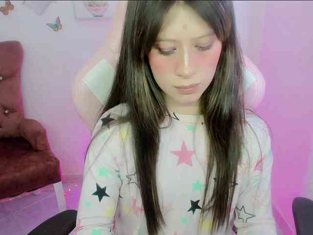 ZooeyBelair webcam
