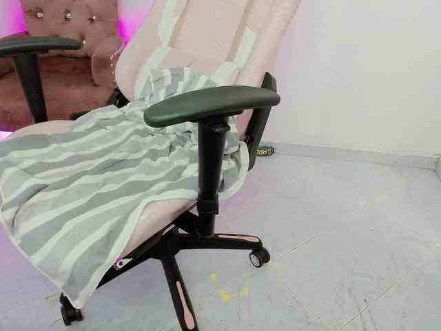 ZooeyBelair ZooeyBelair