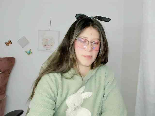ZooeyBelair webcam
