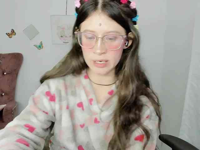 ZooeyBelair webcam