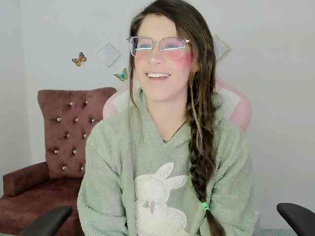 ZooeyBelair ZooeyBelair