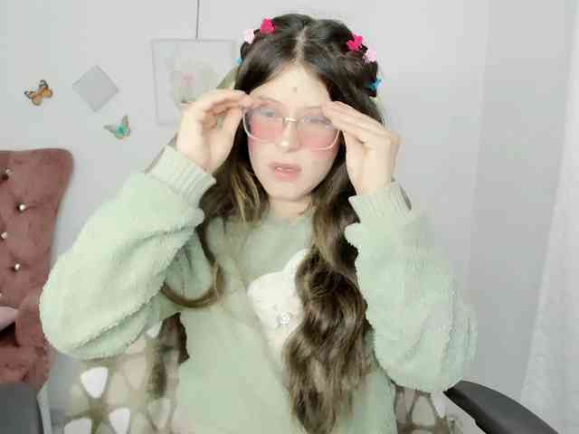 ZooeyBelair webcam