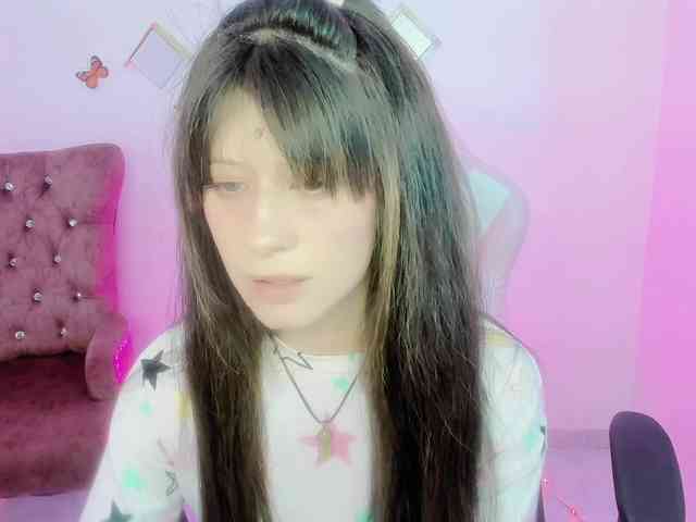 ZooeyBelair webcam
