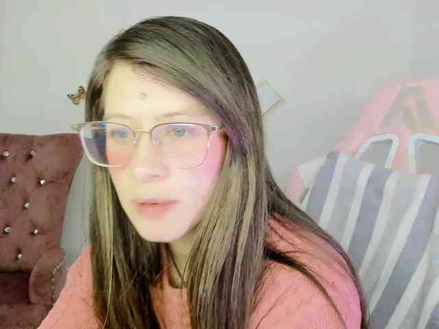 ZooeyBelair webcam