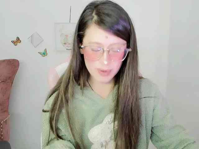 ZooeyBelair webcam