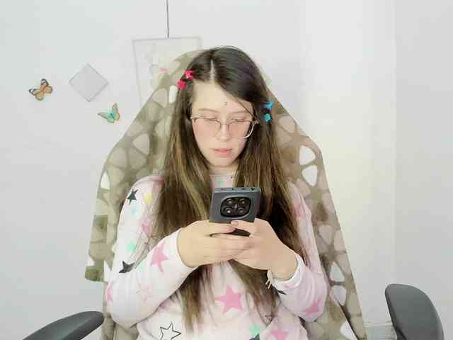 ZooeyBelair webcam
