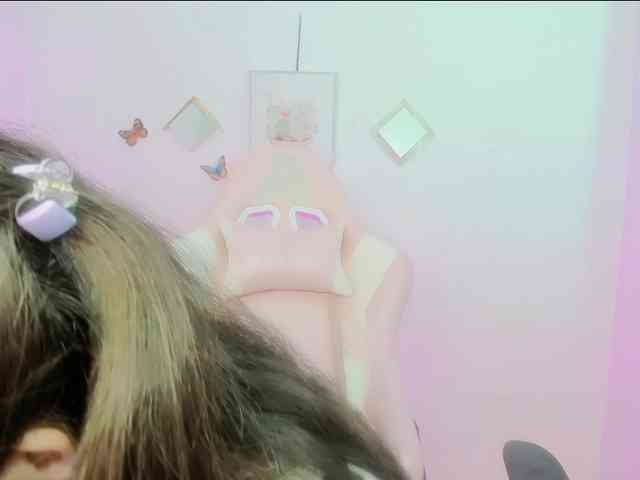 ZooeyBelair webcam