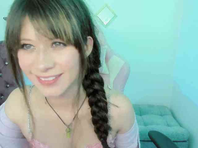 ZooeyBelair webcam
