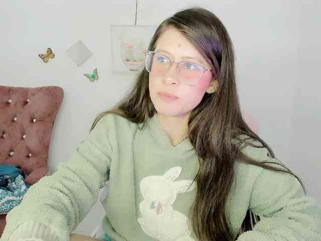 ZooeyBelair webcam