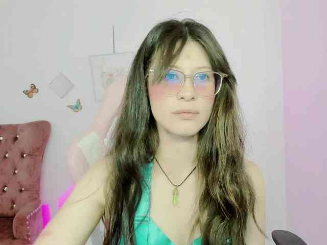 ZooeyBelair webcam