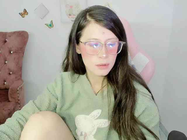 ZooeyBelair webcam